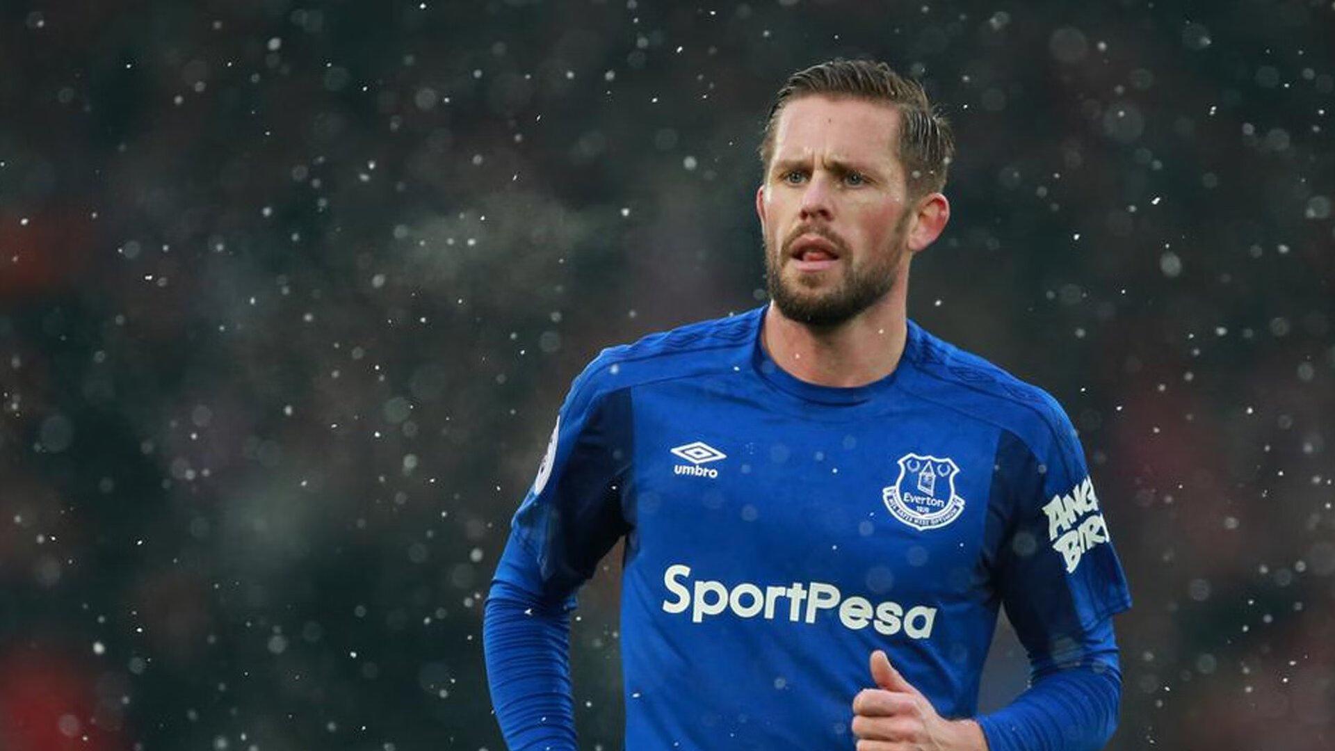 风雨洗礼后的坚守,徐新社交媒体发声引共鸣,球队逆境中砥砺前行