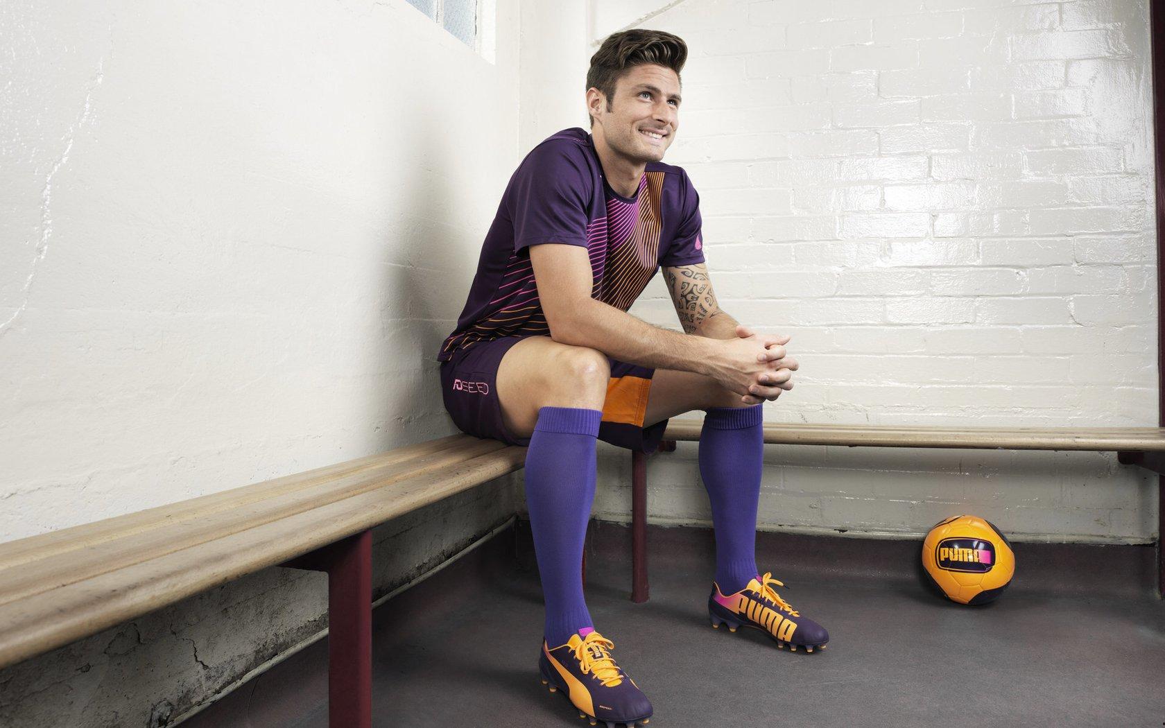 青训体系结硕果，杨瀚森登陆NBA开启中国篮球新纪元，开拓者官方盛赞引发全民期待